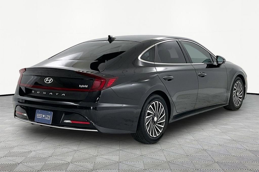 Used 2021 Hyundai Sonata Limited w/ Cargo Package FWD image 6