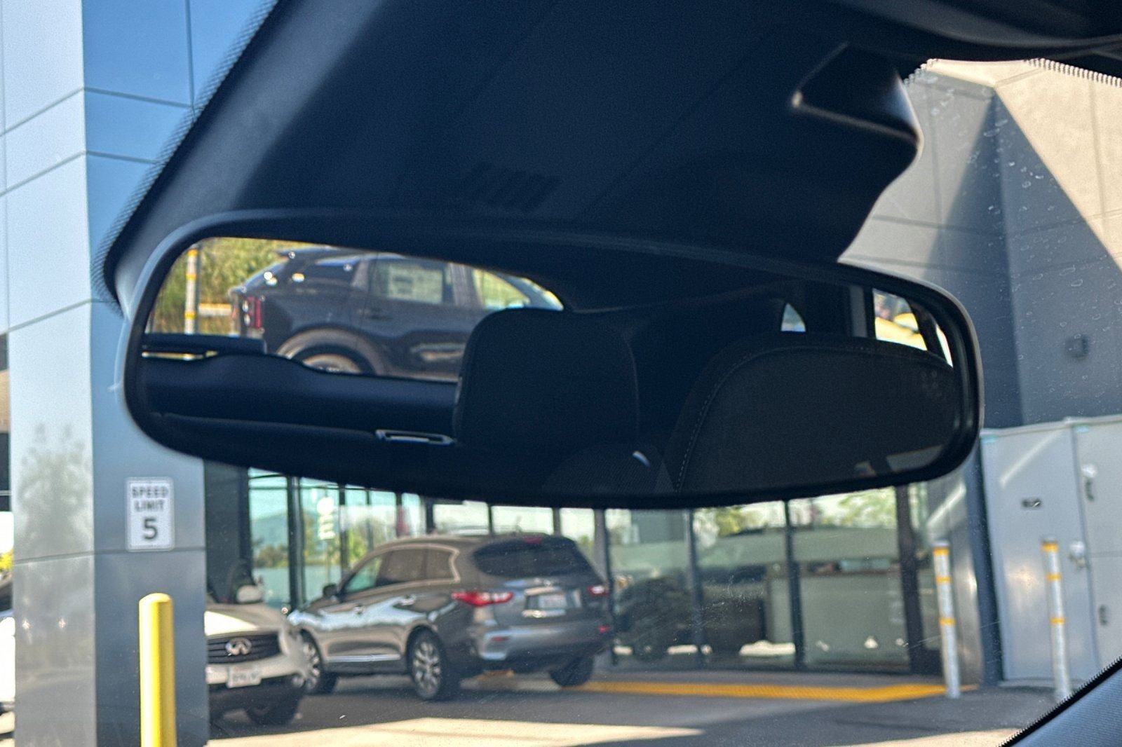 Used 2025 Chevrolet Trax RS image 26