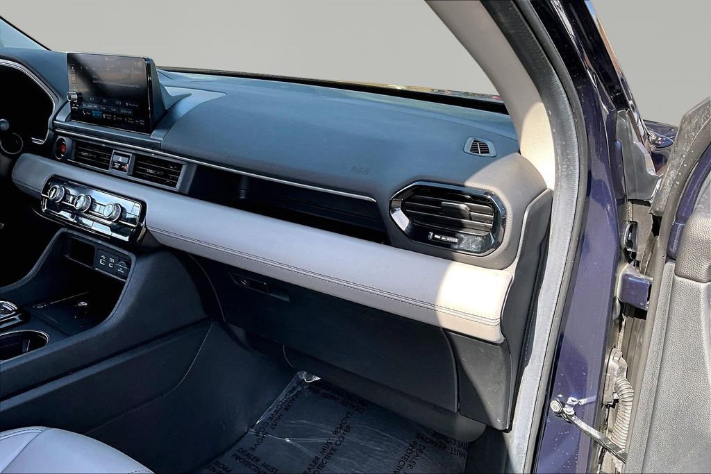 Used 2025 Honda Pilot EX-L image 21