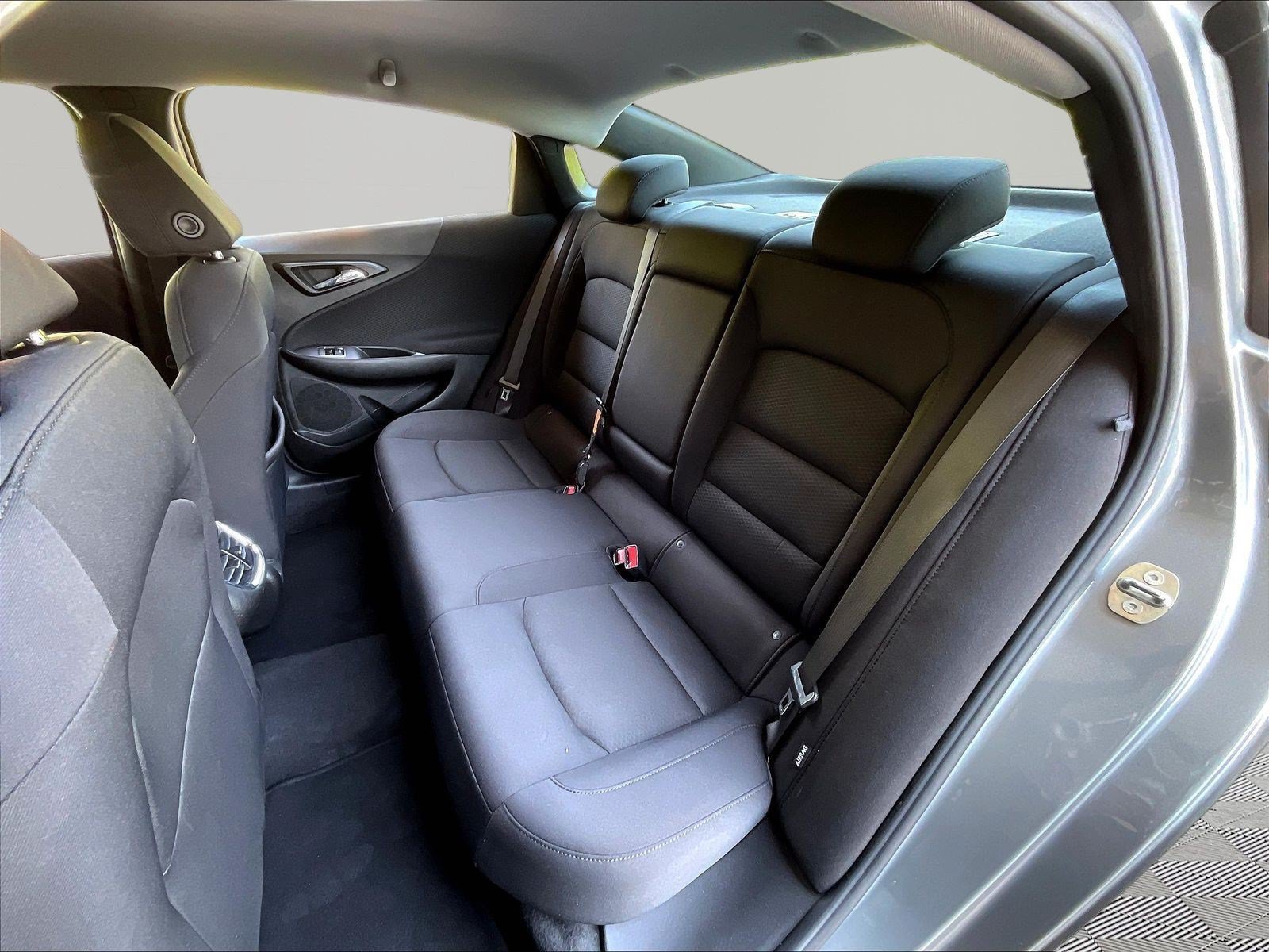 Used 2023 Chevrolet Malibu LT FWD image 21