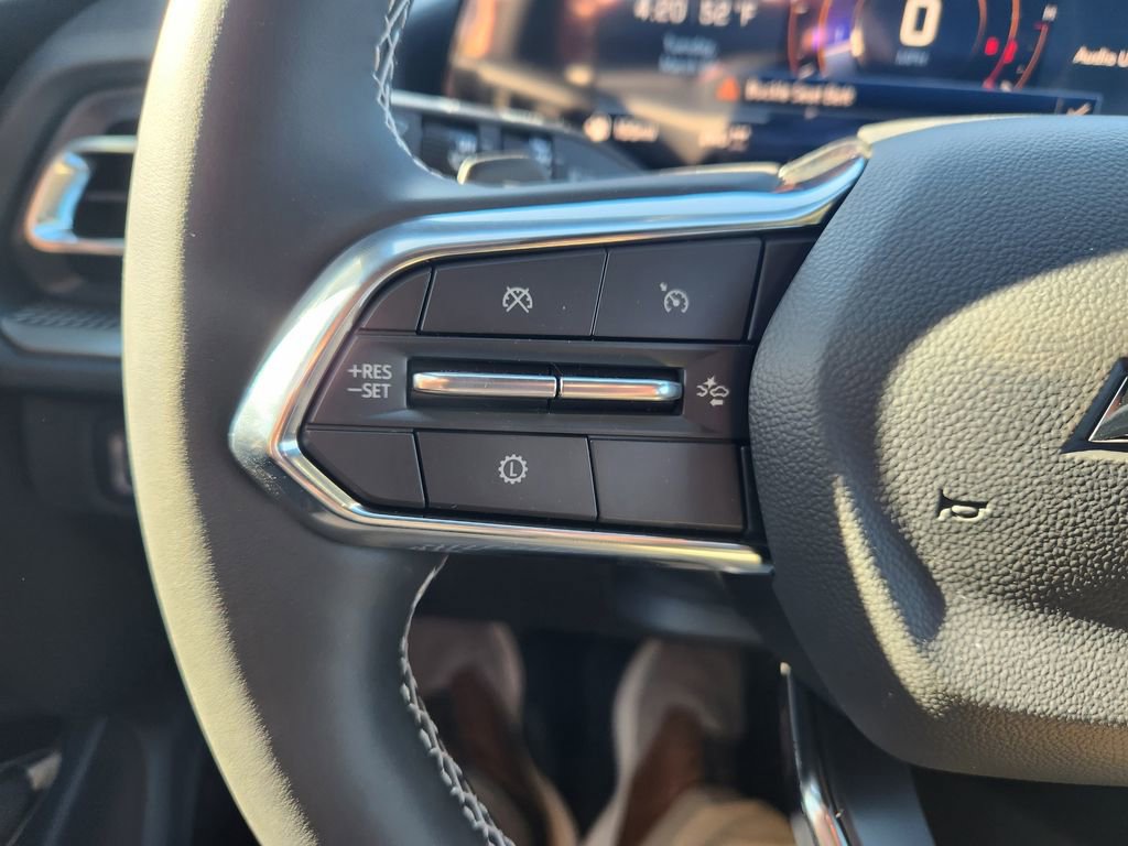 New 2026 Chevrolet Traverse LT w/ Driver Confidence Package image 15