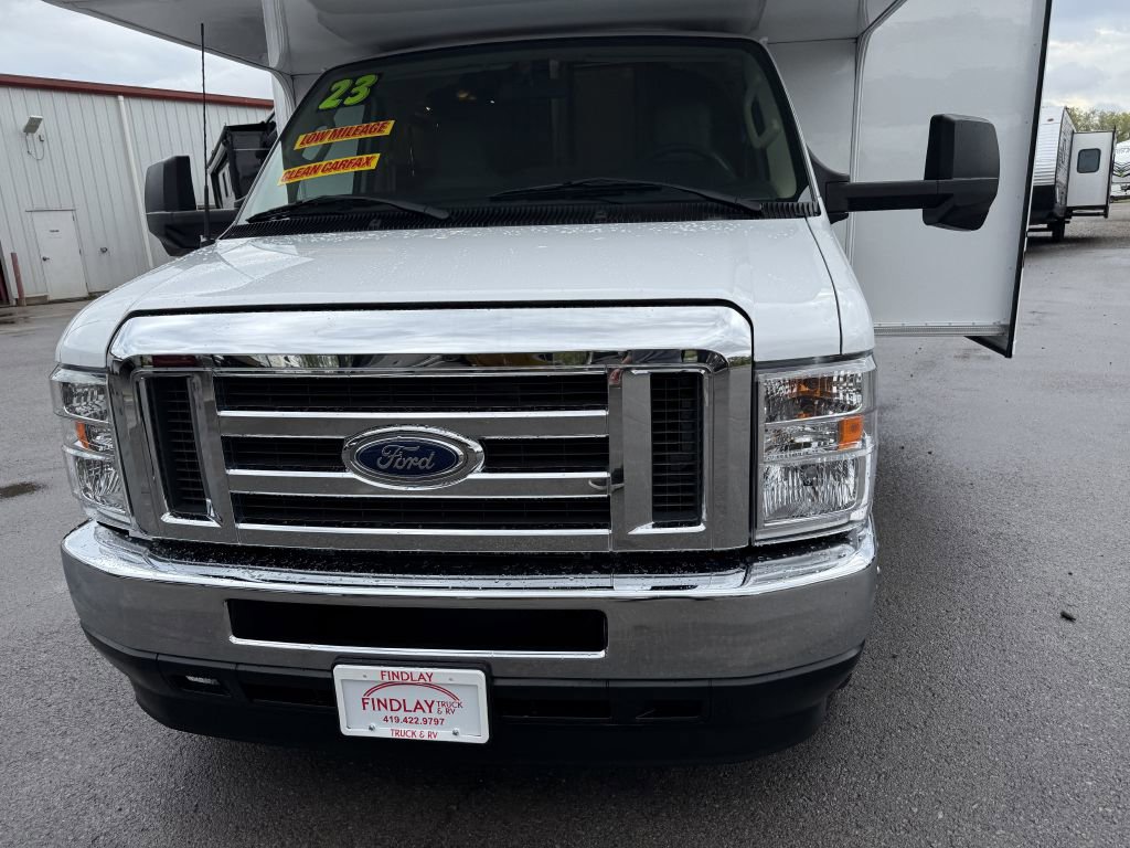 Used 2023 Ford E-450 and Econoline 450 Super Duty w/ Motorhome Prep Package image 33
