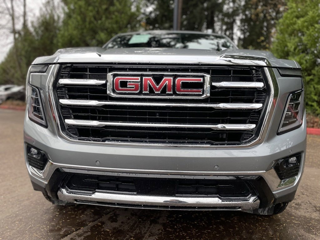 Used 2025 GMC Yukon Elevation image 9