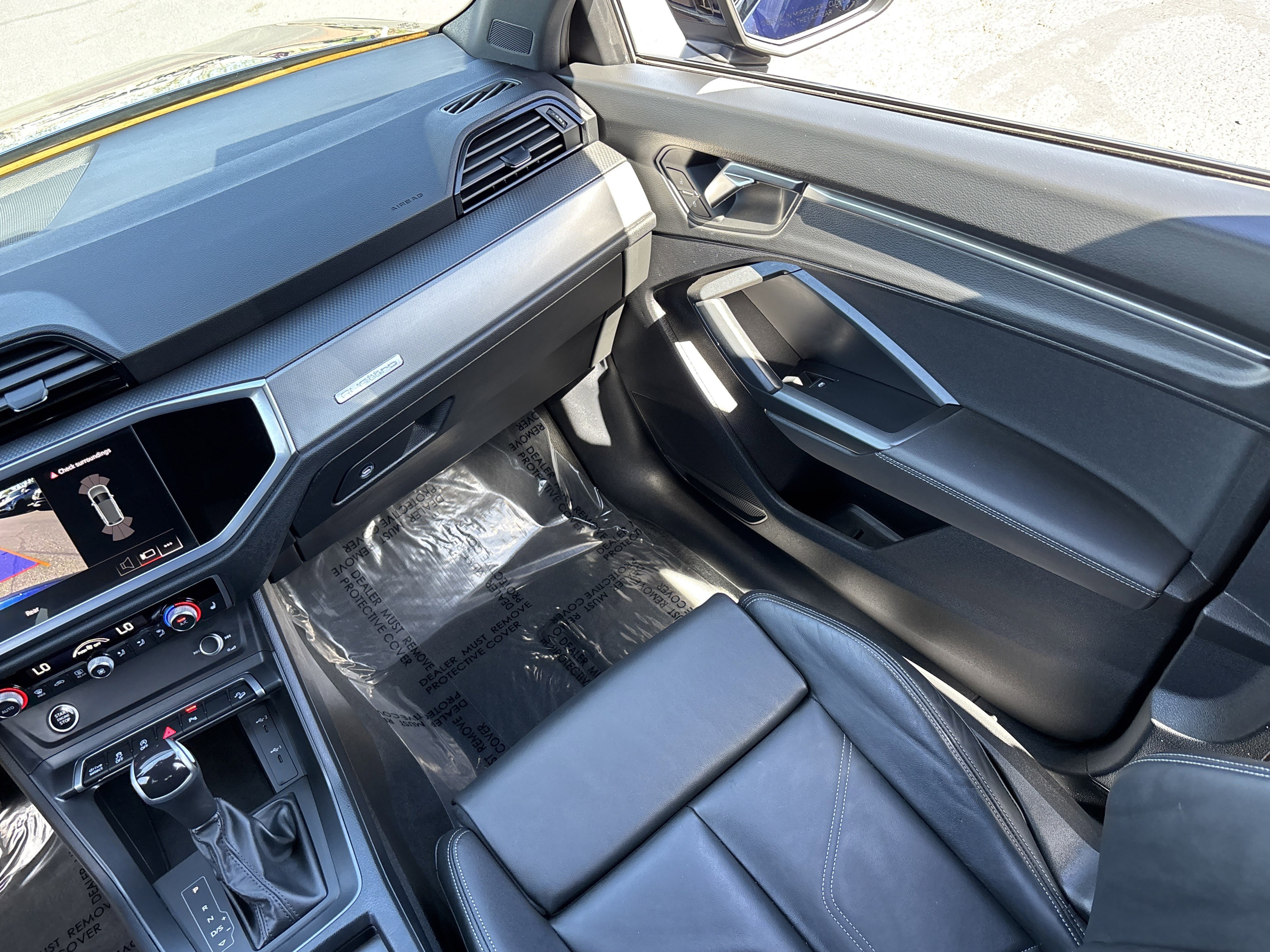 Used 2023 Audi Q3 2.0T Premium w/ Black Optic Sport Package image 15