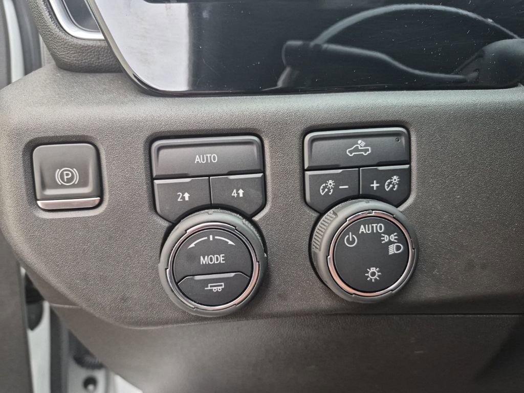 Used 2022 Chevrolet Silverado 1500 LT image 20