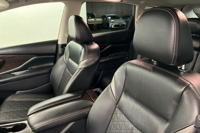 Used 2023 Nissan Murano Platinum w/ Cargo Package FWD image 16