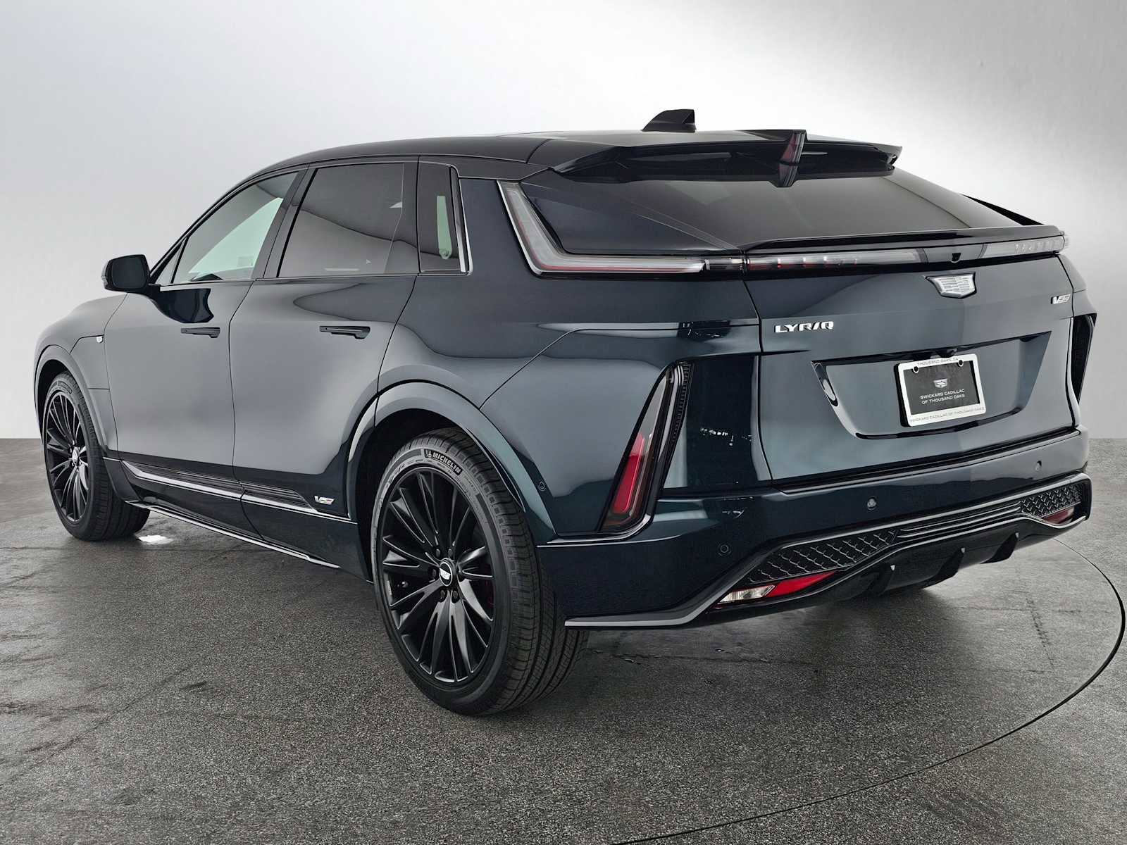 New 2026 Cadillac Lyriq V image 5