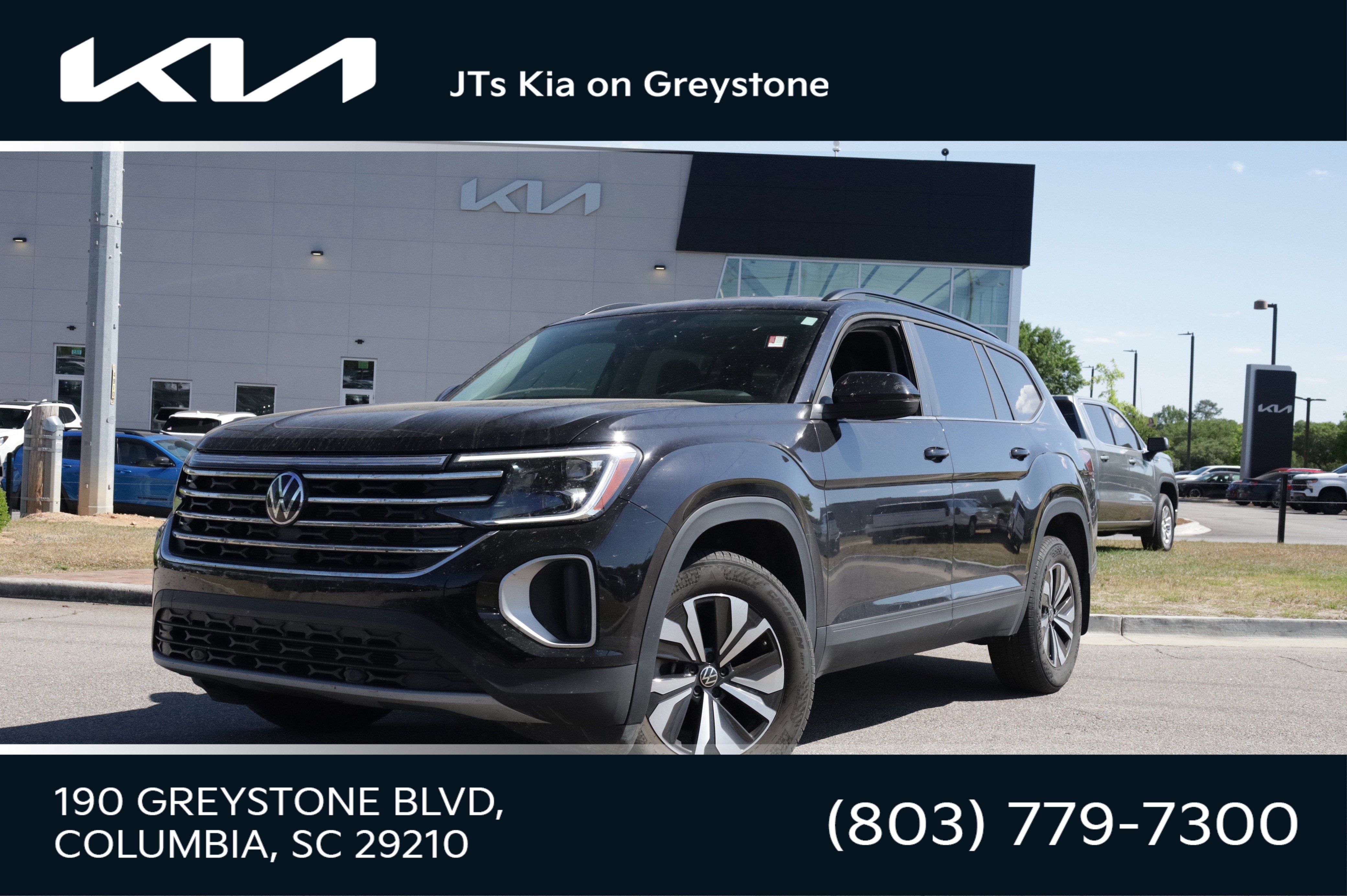 Used 2025 Volkswagen Atlas SE FWD image 1