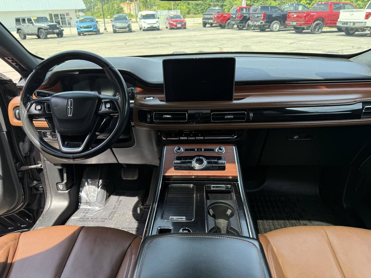 Used 2021 Lincoln Aviator Reserve w/ Equipment Group 201A AWD/4WD image 18