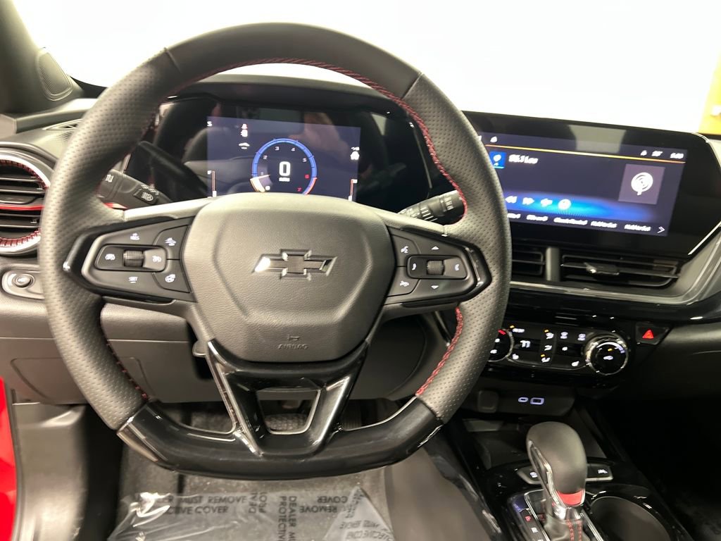 New 2026 Chevrolet Trax RS w/ Sunroof Package image 17