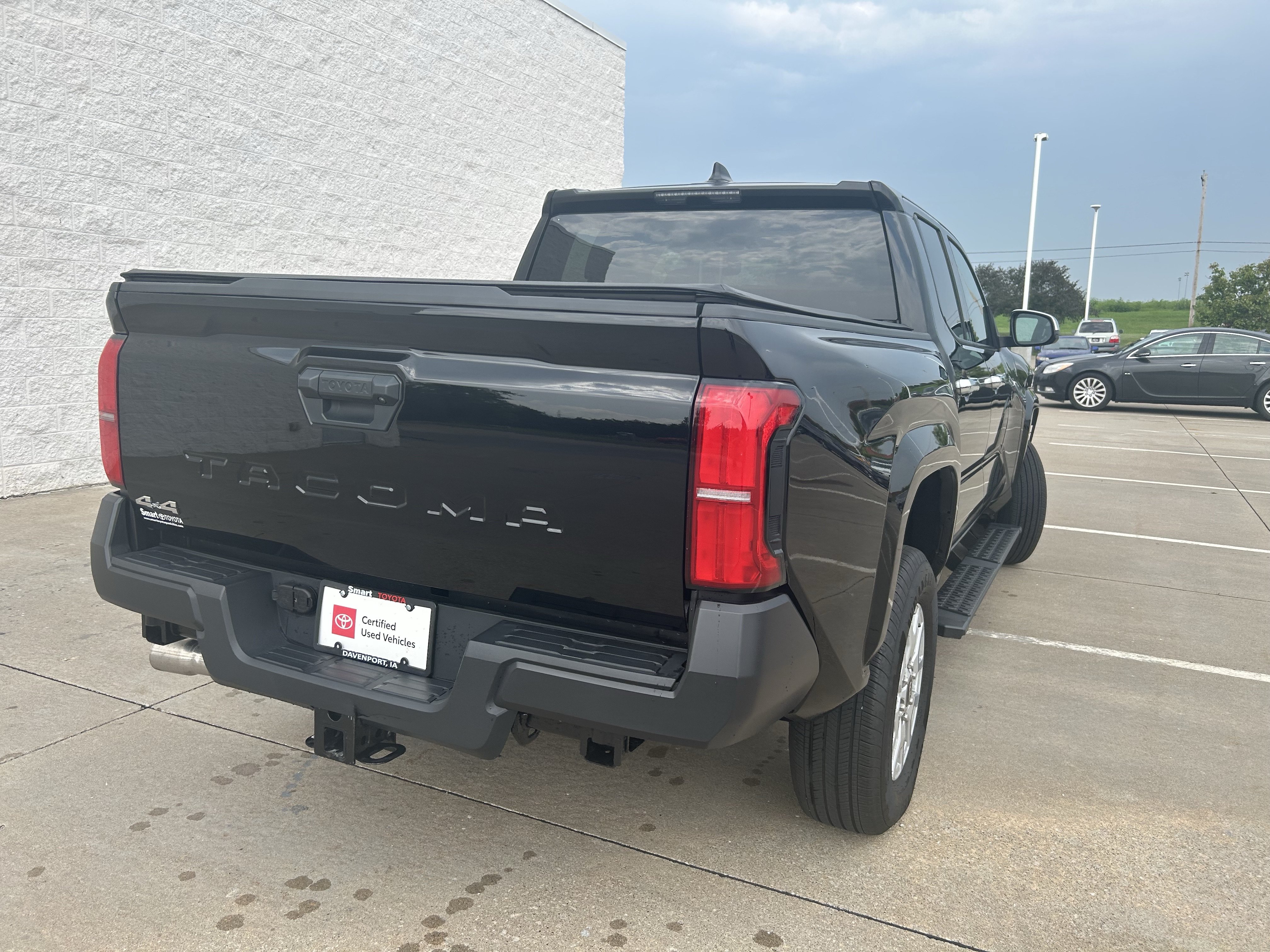 Certified 2025 Toyota Tacoma SR AWD/4WD image 6