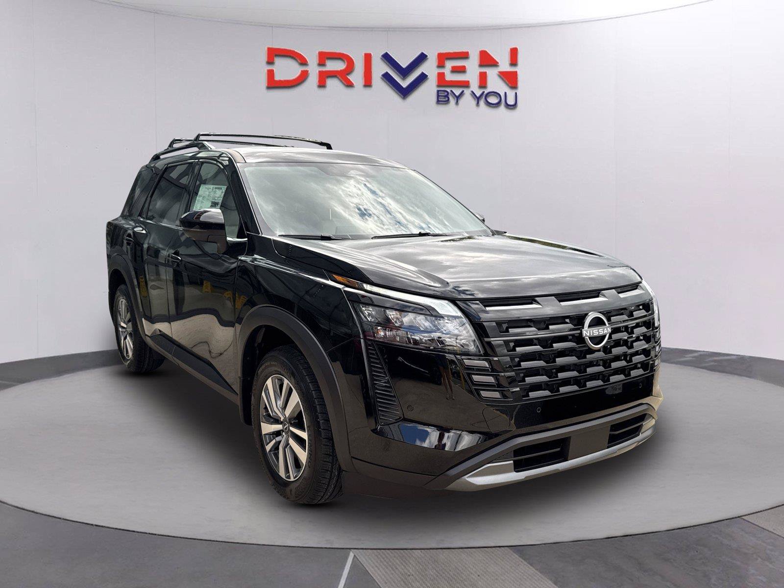 New 2026 Nissan Pathfinder SL