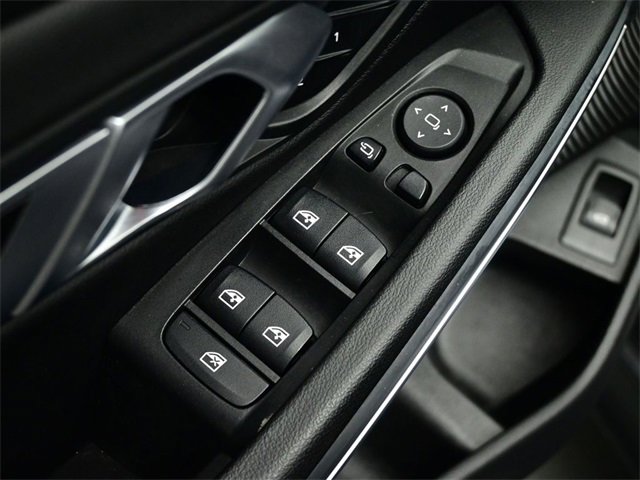 Used 2022 BMW 330i Sedan w/ M Sport Package image 26