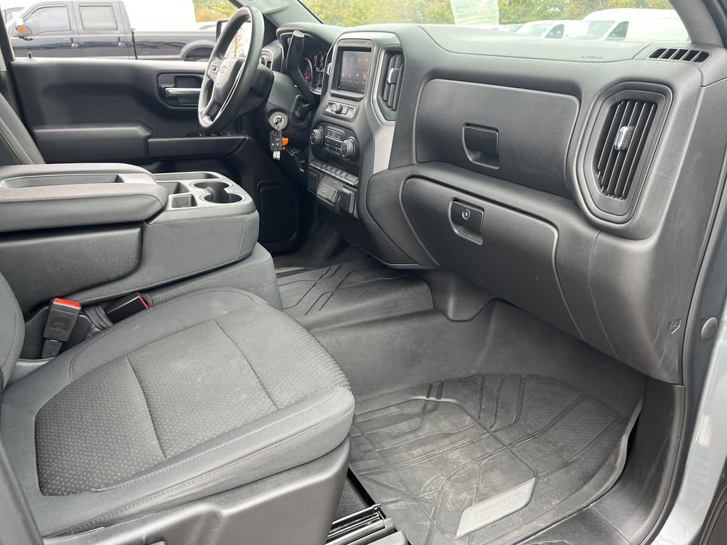 Used 2020 Chevrolet Silverado 1500 Custom w/ Custom Value Package image 34