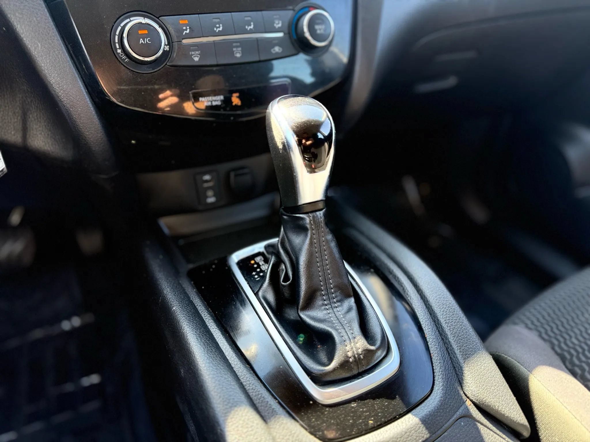 Used 2018 Nissan Rogue Sport S FWD image 25