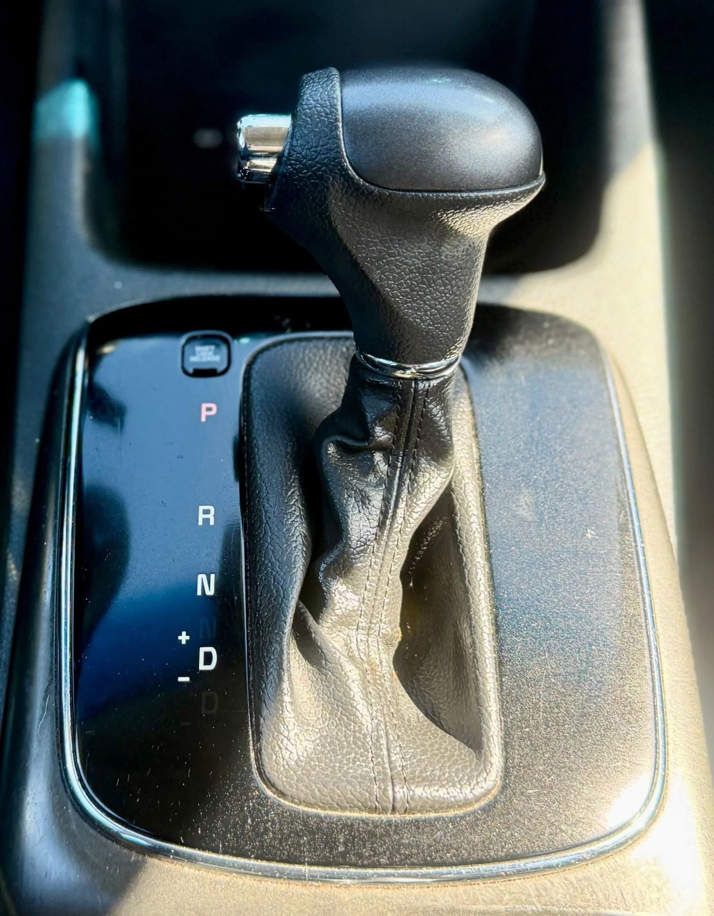 Used 2018 Kia Forte LX image 13