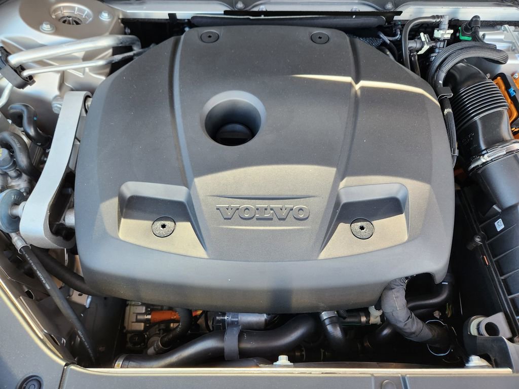 New 2026 Volvo XC90 T8 Plus w/ Protection Package Premier image 21