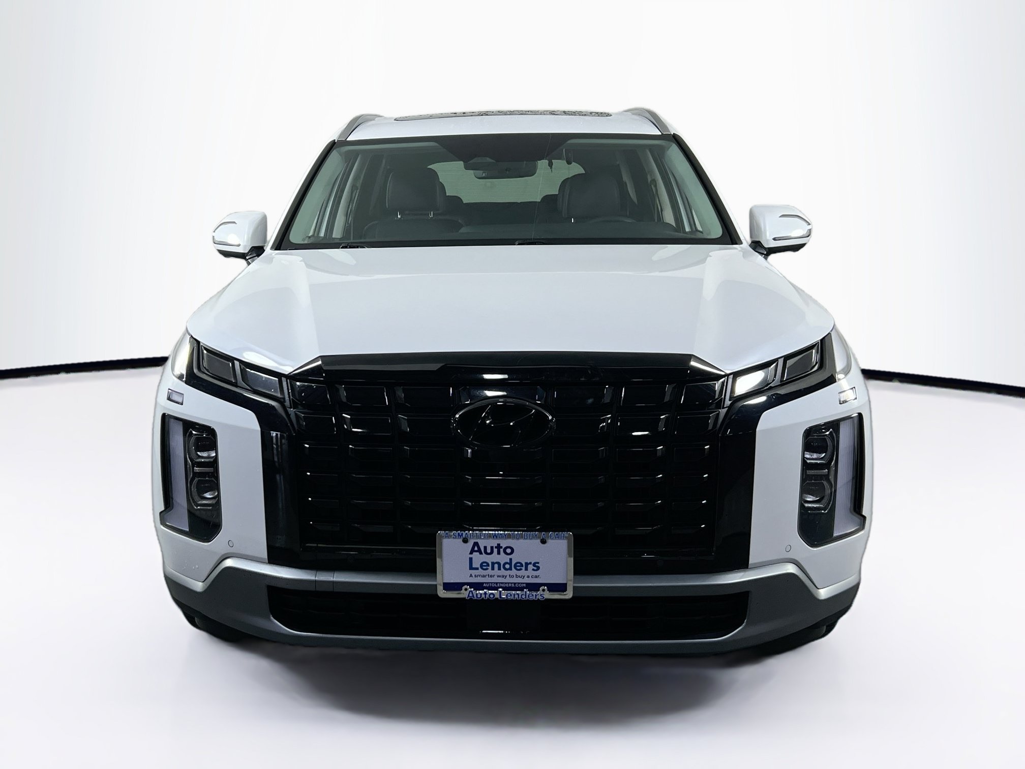 Used 2023 Hyundai Palisade SEL w/ Premium Package AWD/4WD image 2