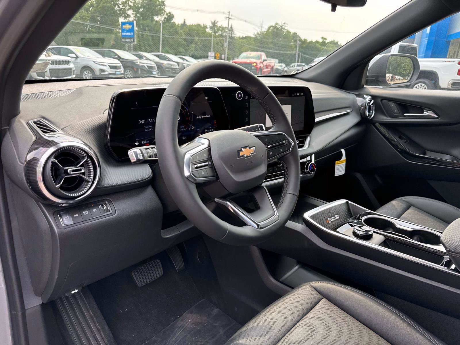 New 2026 Chevrolet Equinox LT w/ Convenience Package II image 18