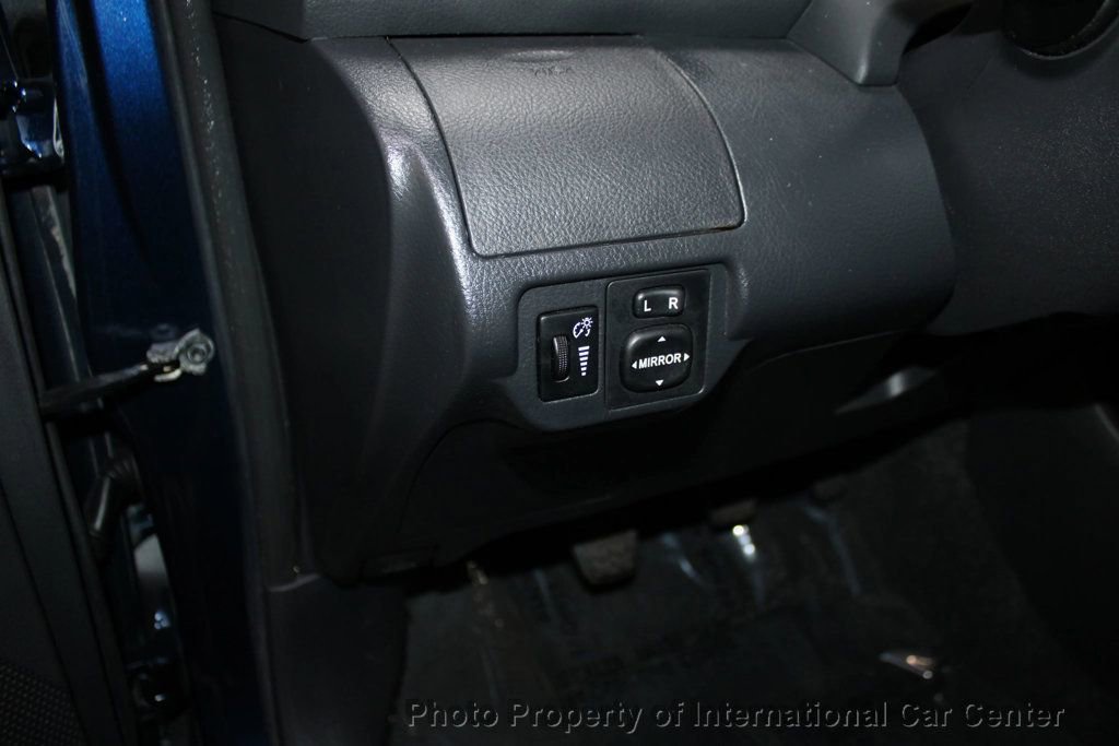 Used 2007 Toyota Yaris S image 13