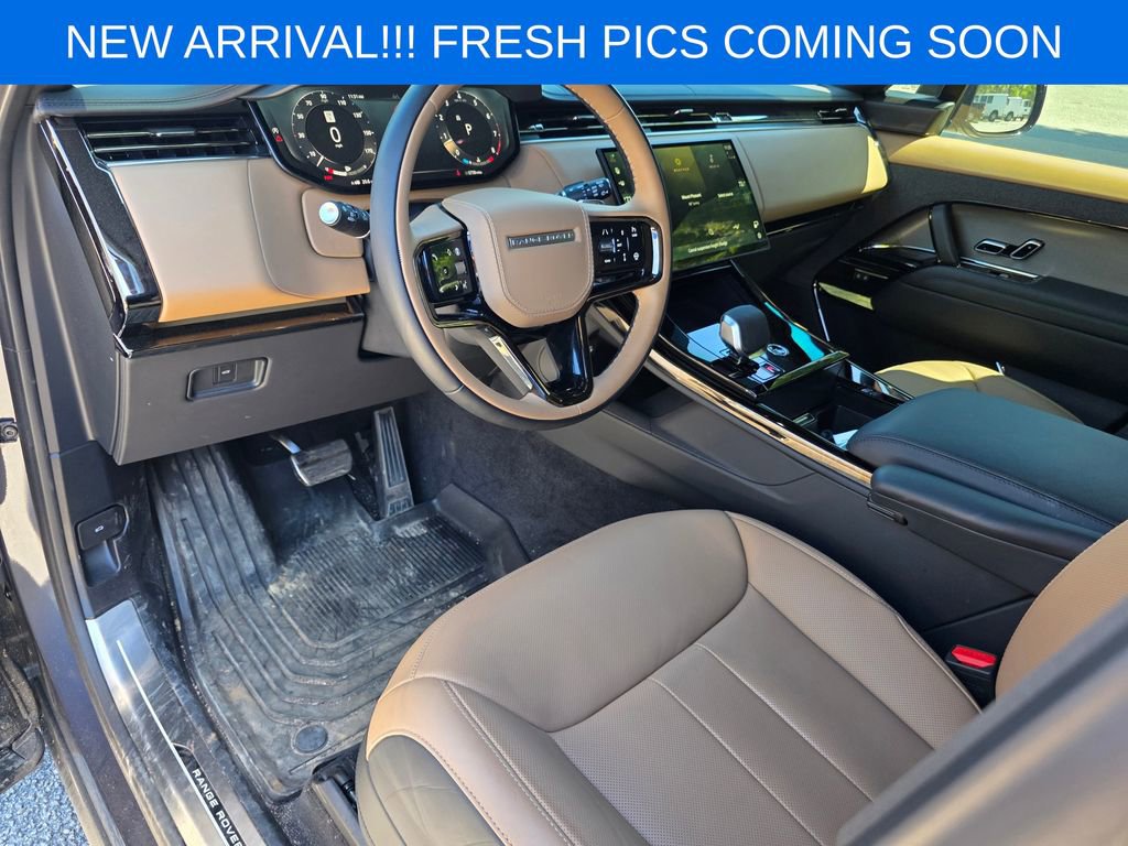 Used 2025 Land Rover Range Rover Sport Dynamic SE image 9