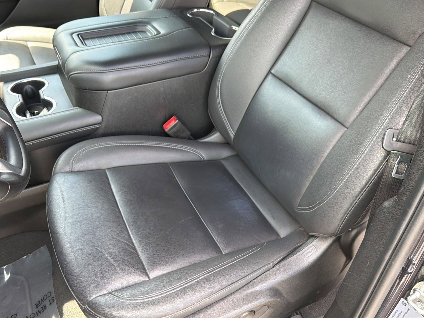 Used 2024 Chevrolet Tahoe LT AWD/4WD image 32