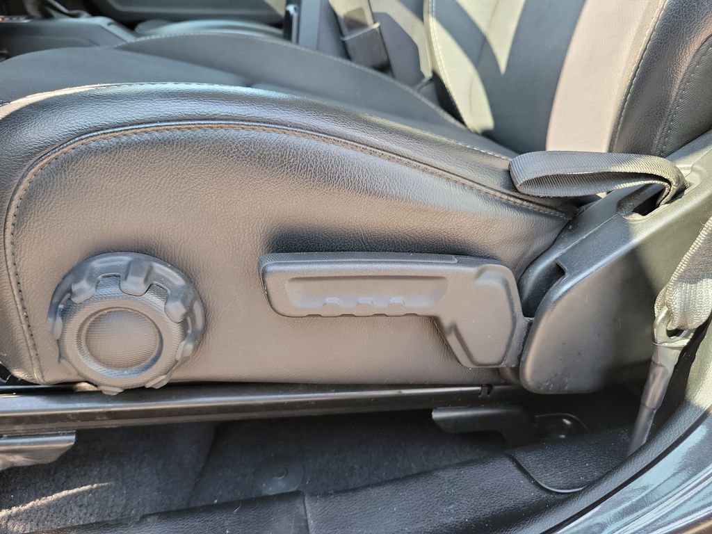 Used 2020 Jeep Wrangler Unlimited Sport AWD/4WD image 19