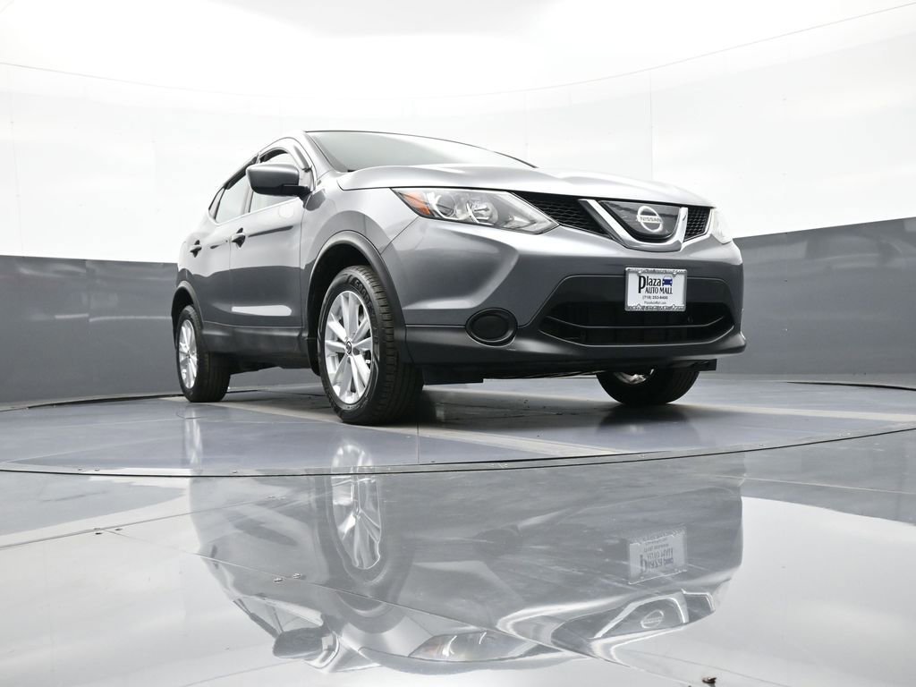 Used 2019 Nissan Rogue Sport S w/ Appearance Package FWD image 26