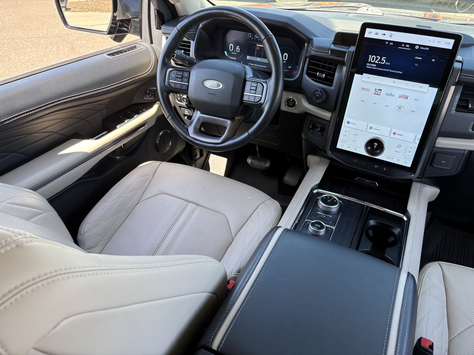 Used 2023 Ford Expedition Platinum AWD/4WD image 19