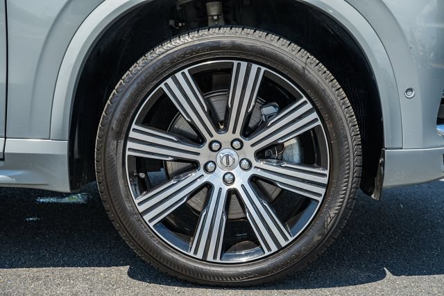 Certified 2024 Volvo XC90 T8 Plus w/ Protection Package Premier AWD/4WD image 17