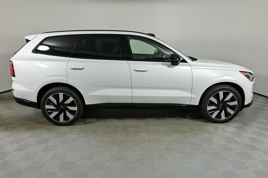 New 2025 Volvo EX90 Plus w/ Protection Package Premier image 27