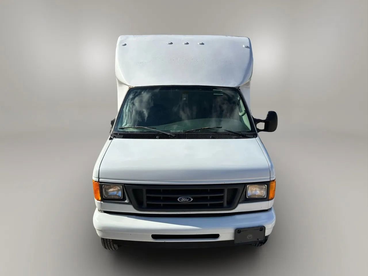 Used 2003 Ford E-350 and Econoline 350 Super Duty image 11