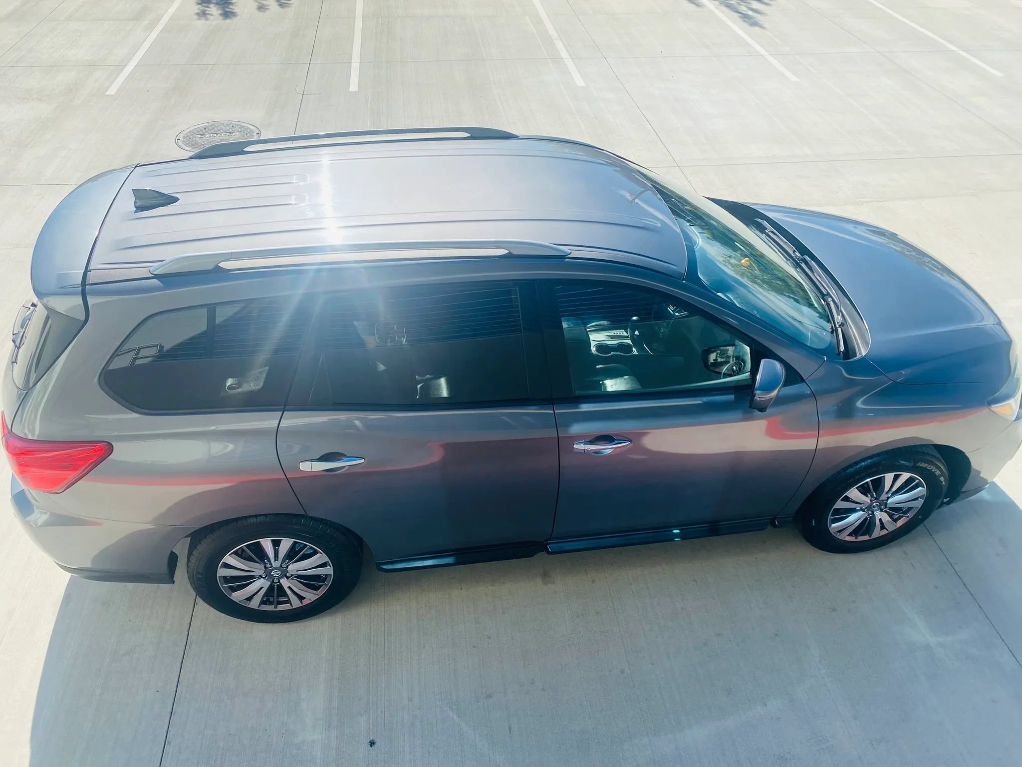 Used 2019 Nissan Pathfinder SL FWD image 7