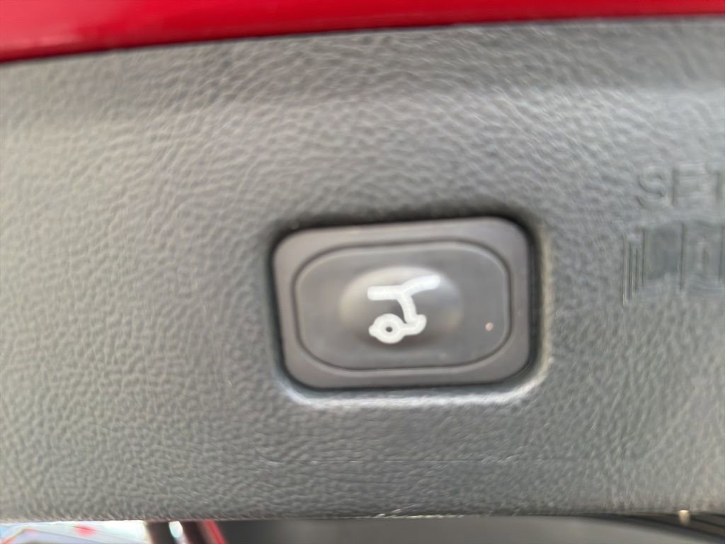 Used 2022 Ford Edge SEL w/ Convenience Package image 15