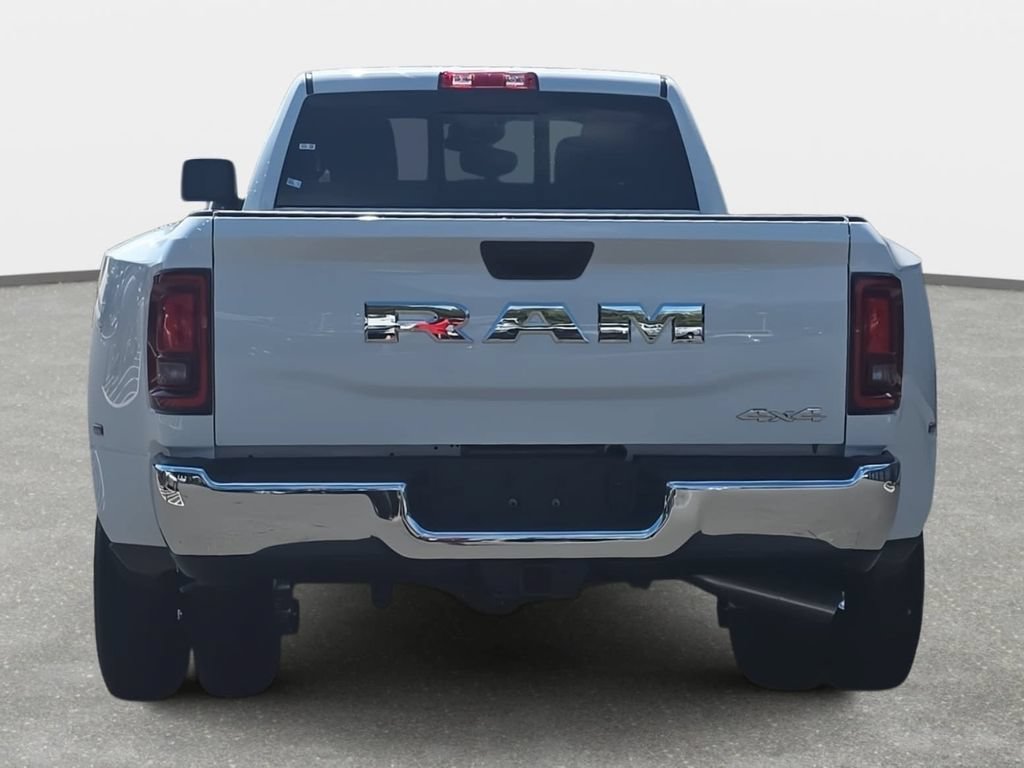 New 2026 RAM 3500 Tradesman AWD/4WD image 6
