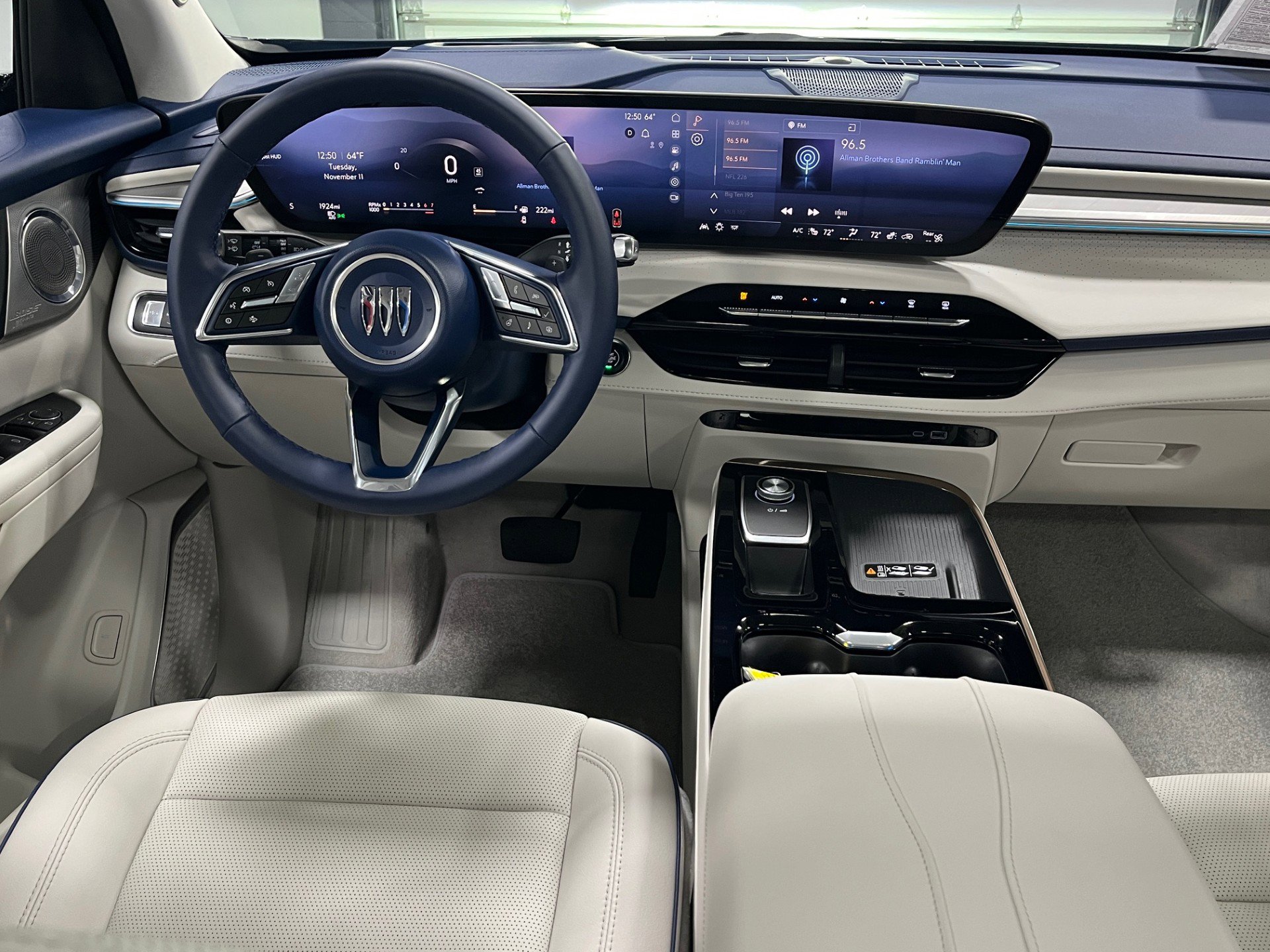 Certified 2025 Buick Enclave Avenir w/ Trailering Package, 5000 lbs. image 13