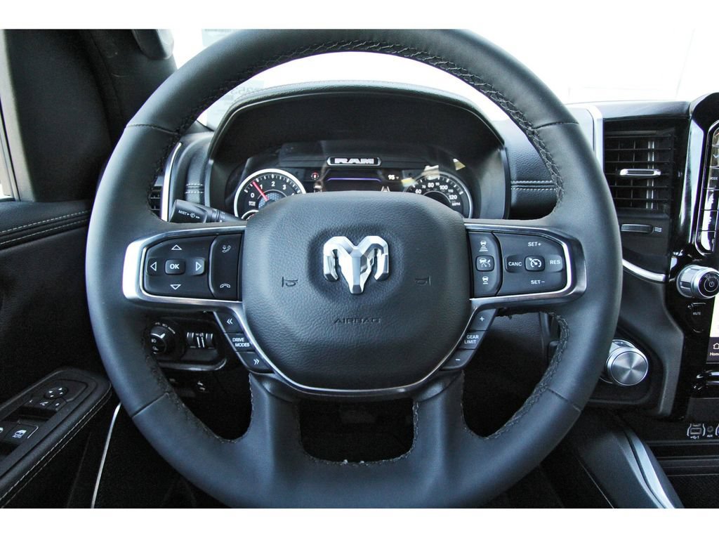 Used 2026 RAM 1500 Laramie AWD/4WD image 14