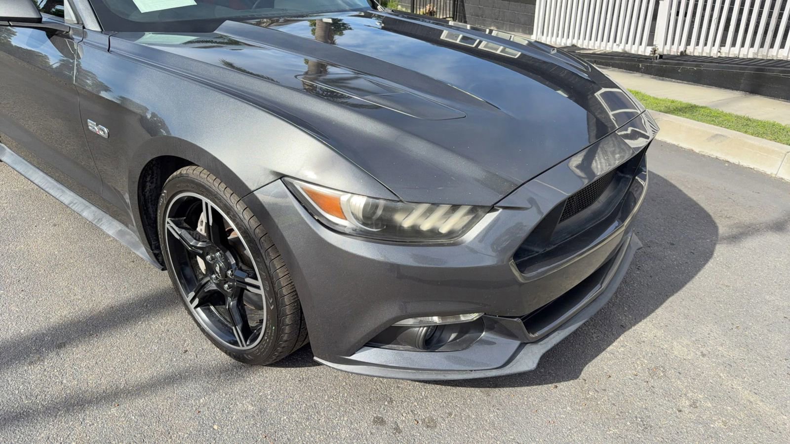 Used 2017 Ford Mustang GT image 9