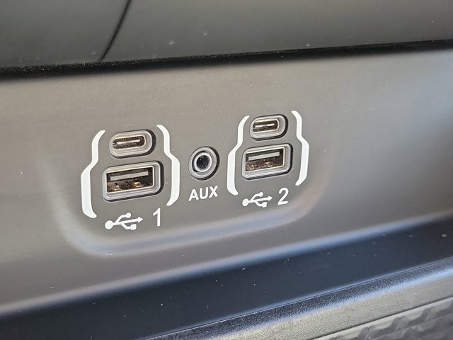 Used 2022 RAM 3500 Laramie w/ Night Edition image 28