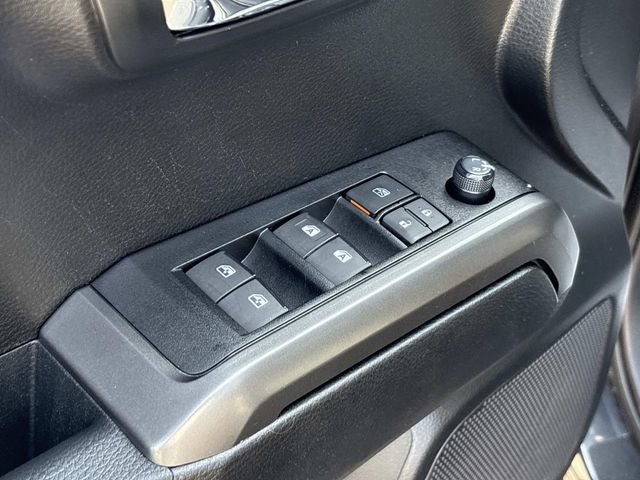 Used 2020 Toyota Tacoma TRD Off-Road w/ Technology Package AWD/4WD image 24