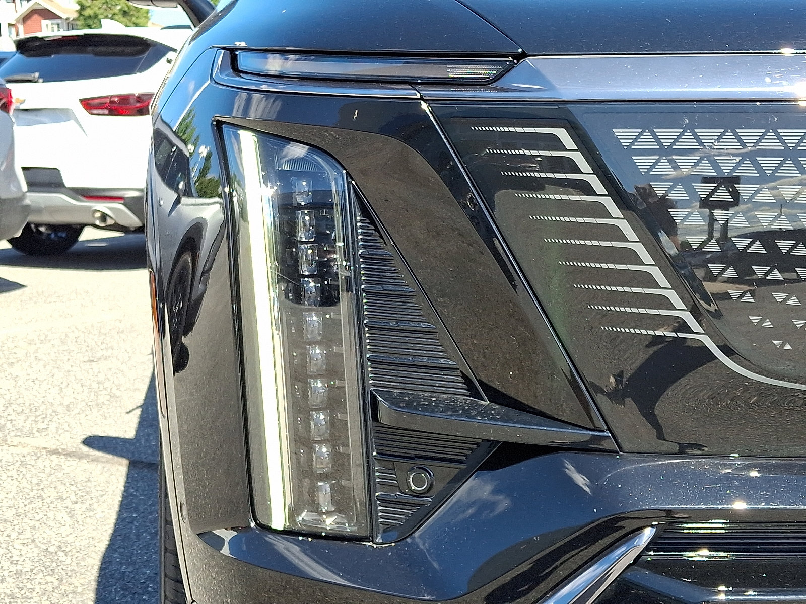 Certified 2026 Cadillac Vistiq Sport w/ LPO, Floor Liner Package AWD/4WD image 10