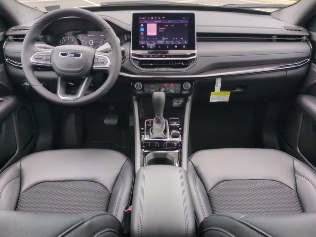 New 2026 Jeep Compass Latitude image 15