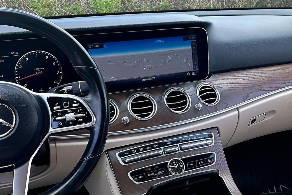 Used 2020 Mercedes-Benz E 350 Sedan image 9