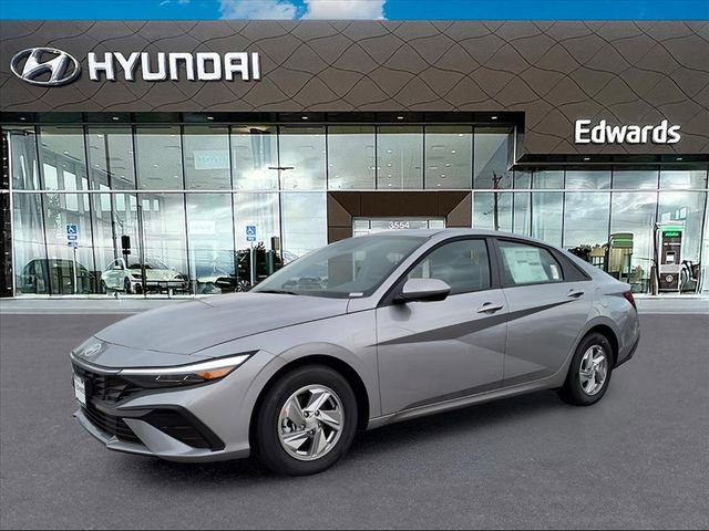 New 2025 Hyundai Elantra SE