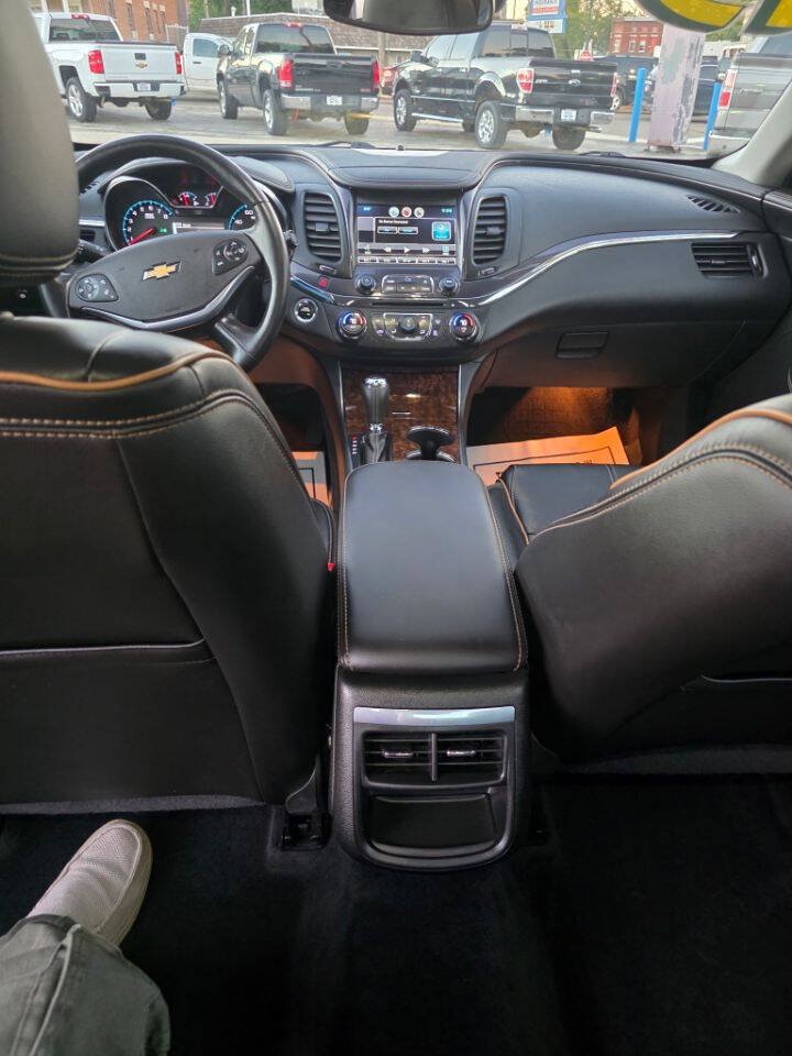 Used 2015 Chevrolet Impala LTZ FWD image 18