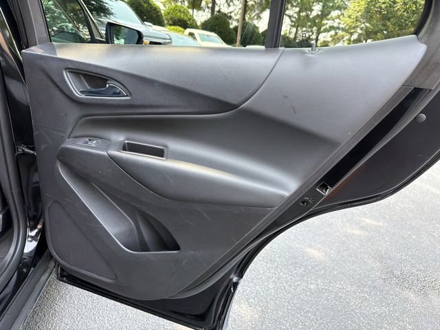 Used 2020 Chevrolet Equinox LT w/ Midnight Edition FWD image 16