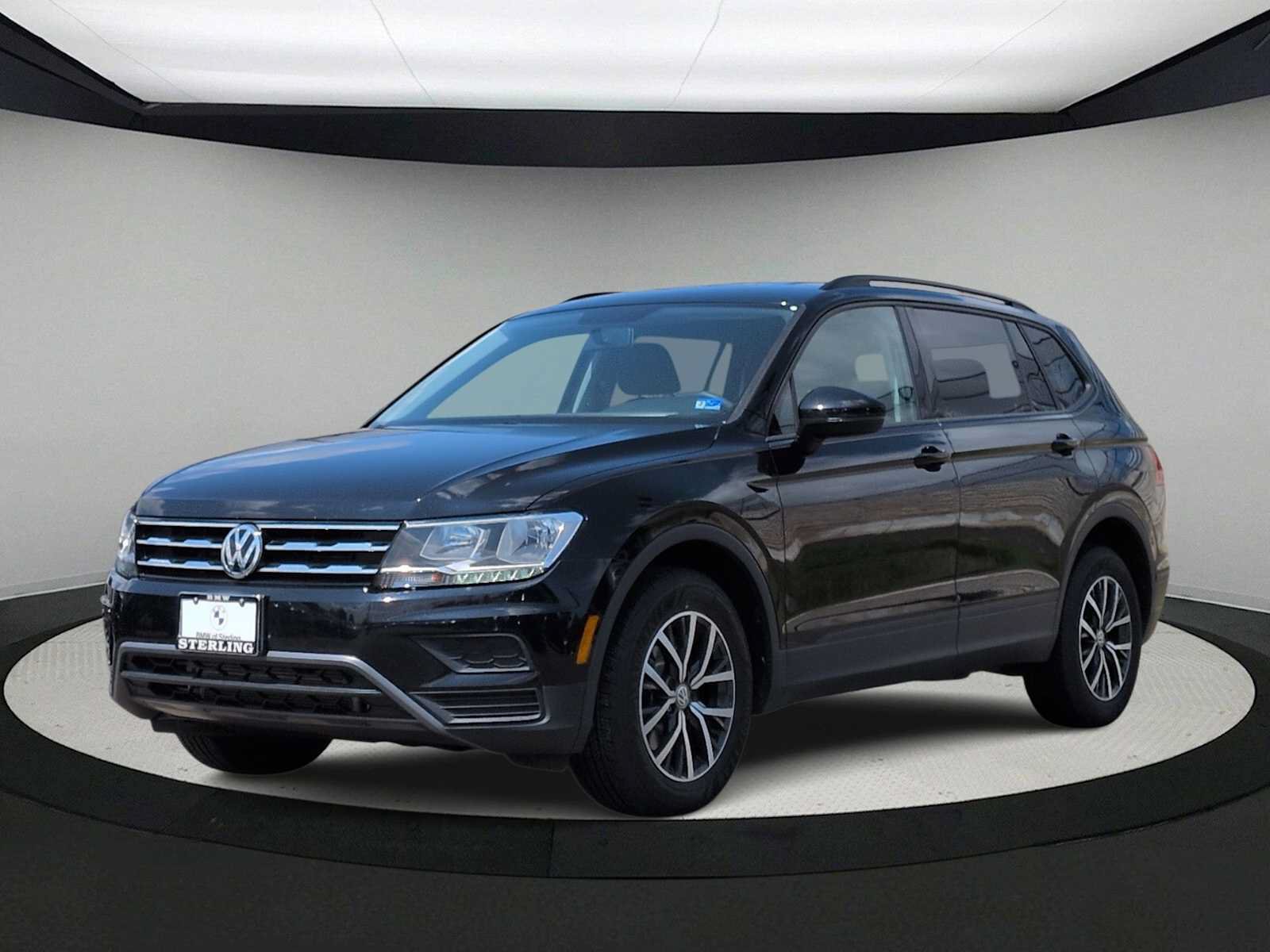 Used 2021 Volkswagen Tiguan S FWD image 4
