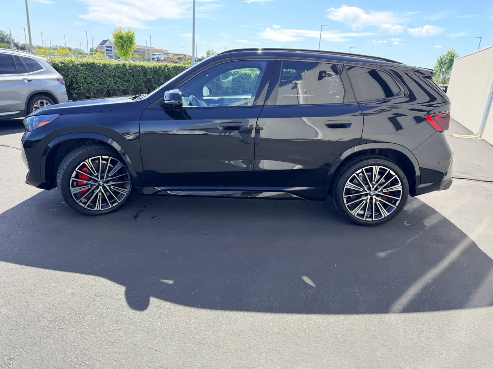 Used 2025 BMW X1 M35i w/ Premium Package AWD/4WD image 3