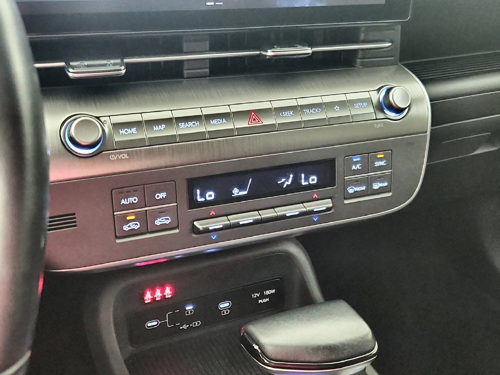 Used 2025 Hyundai Kona SEL AWD/4WD image 26