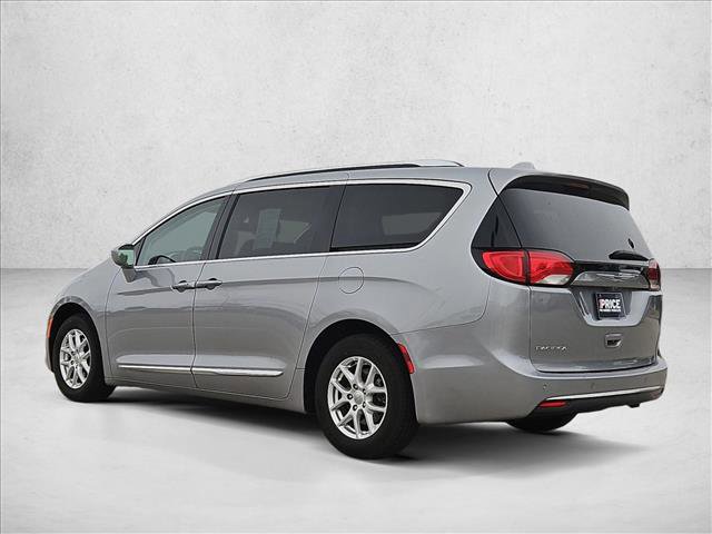 Used 2020 Chrysler Pacifica Touring-L FWD image 8